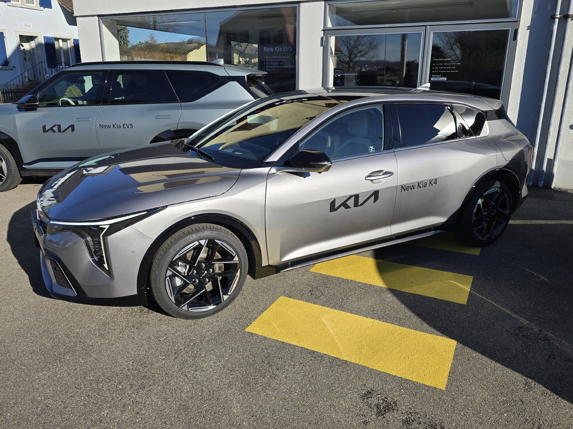 KIA K4 1.6 T-GDi GT-Line-image-1