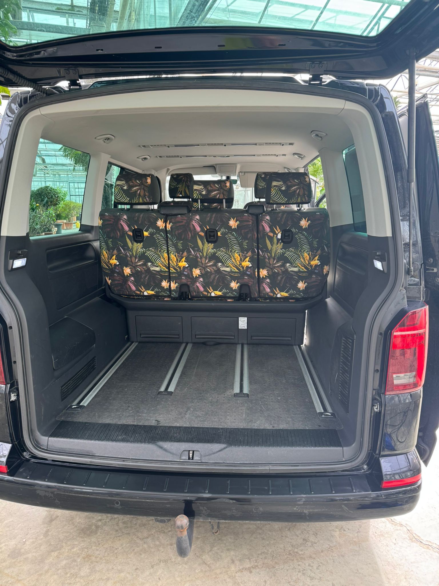 VW T6.1 Multivan 2.0 TDI Trendline-image-3