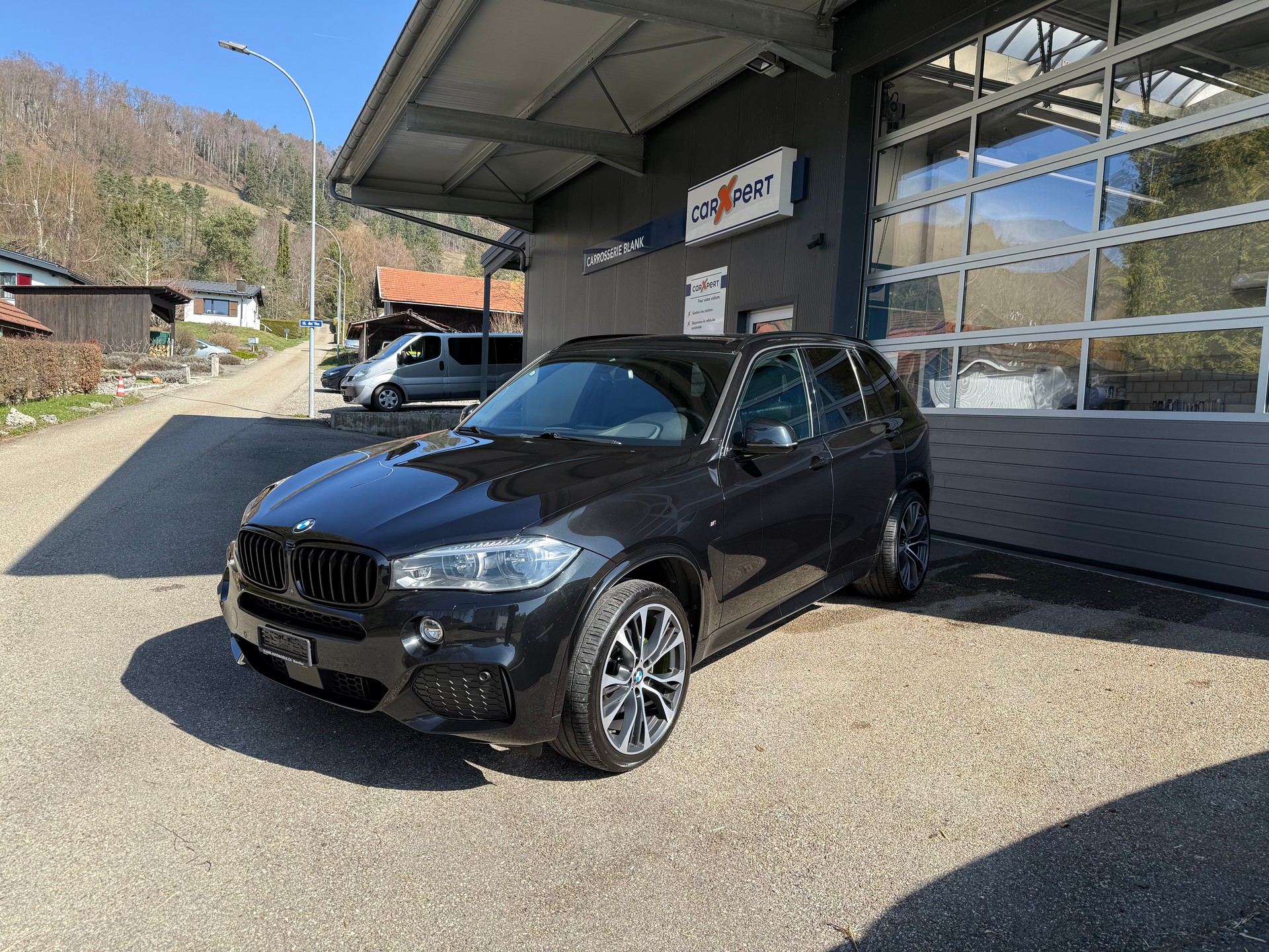 BMW X5 xDrive 40d Steptronic / VENDUE VERKAUFT-image-3