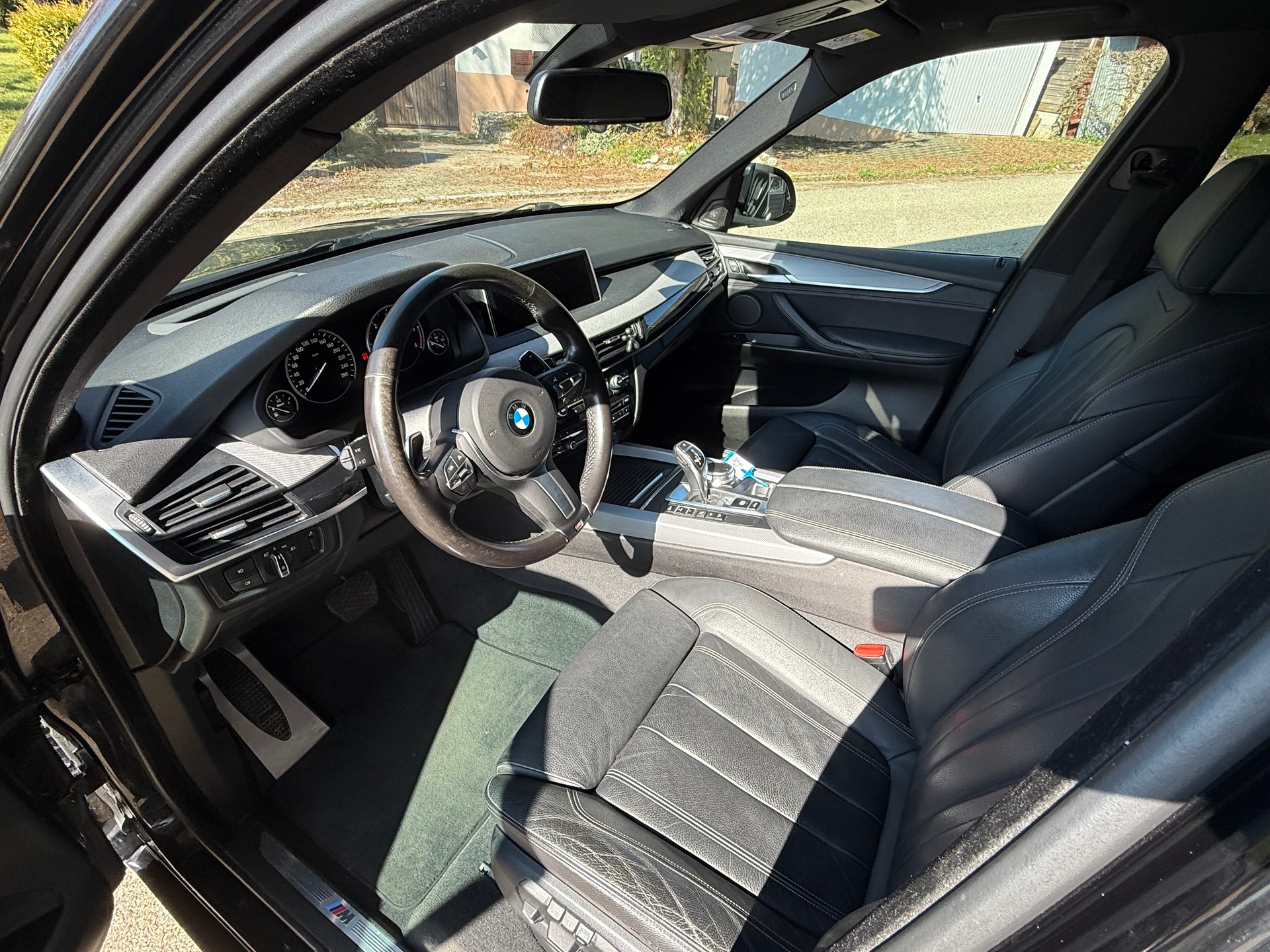 BMW X5 xDrive 40d Steptronic / VENDUE VERKAUFT-image-11