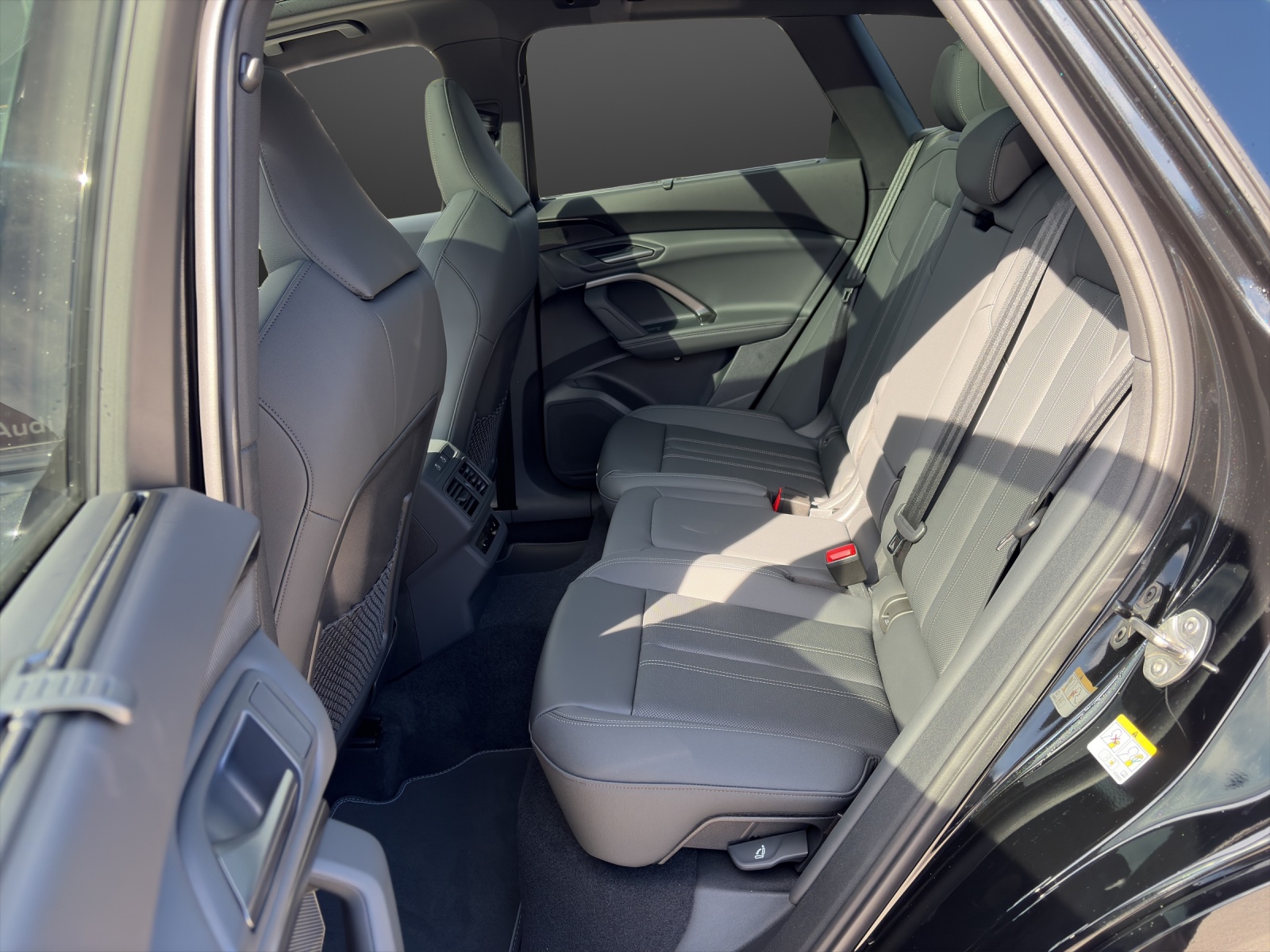 AUDI Q5 TDI quattro 150 kW S-tronic-image-8