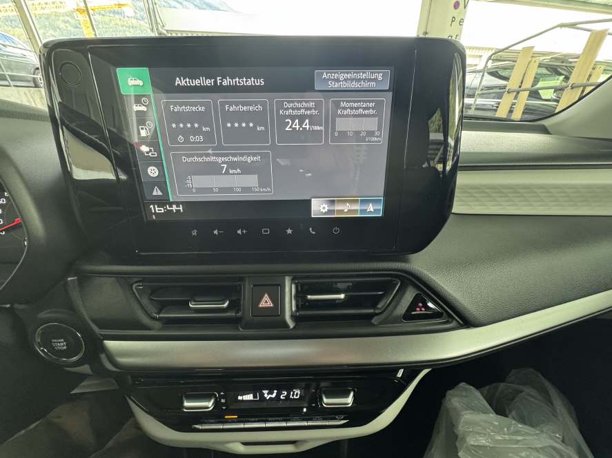 SUZUKI Swift 1.2 Compact Top Hybrid 4x4-image-8