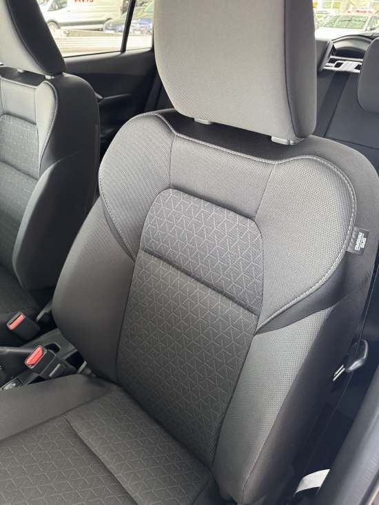 SUZUKI Swift 1.2 Compact Top Hybrid 4x4-image-5