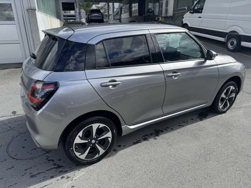 SUZUKI Swift 1.2 Compact Top Hybrid 4x4-showroom-element-3
