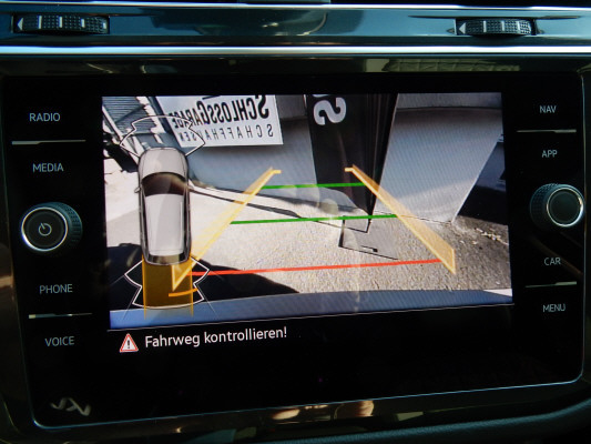 VW Tiguan 2.0TSI Life 4Motion-image-12