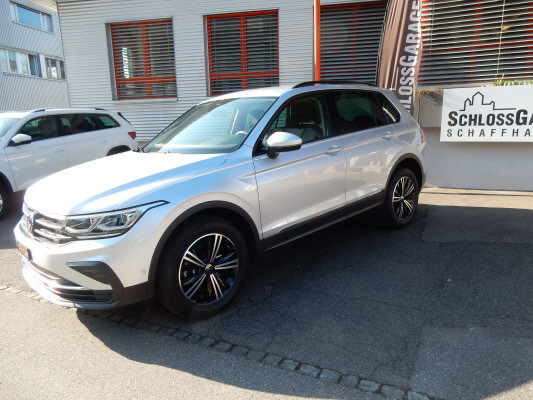 VW Tiguan 2.0TSI Life 4Motion-image-2