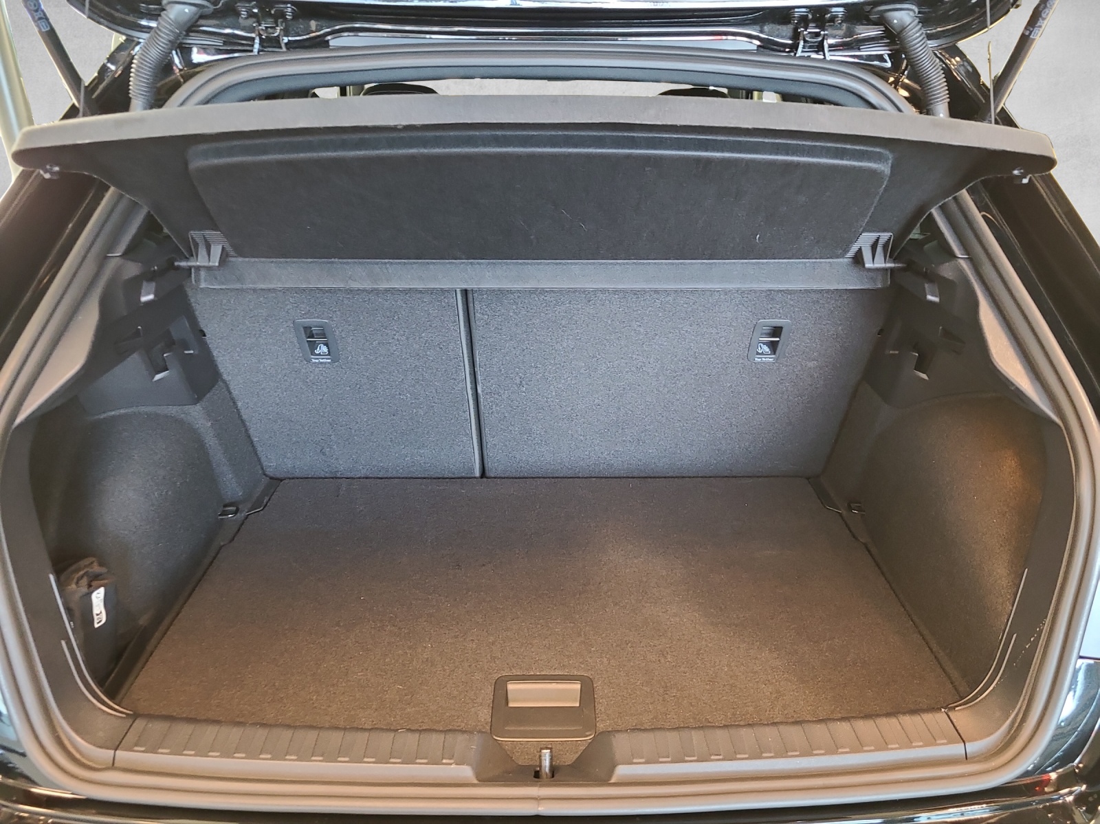 AUDI A1 Sportback 40 TFSI S Line S-tronic-image-13