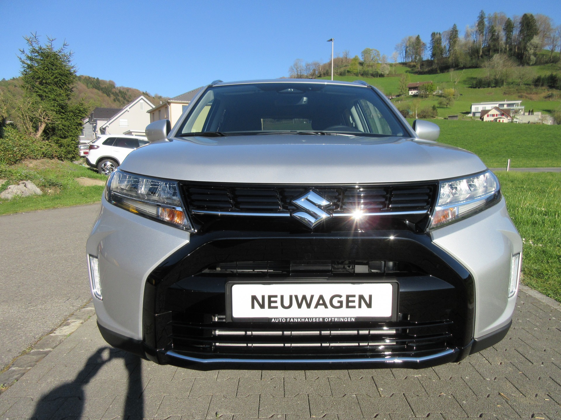 SUZUKI Vitara 1.4 Boosterjet Compact + 4x4 Hybrid Automatic-image-5