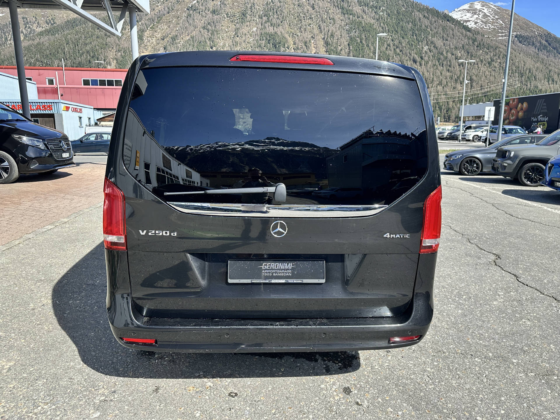 MERCEDES-BENZ V 250 d Avantgarde Extra Lang 4Matic-image-7