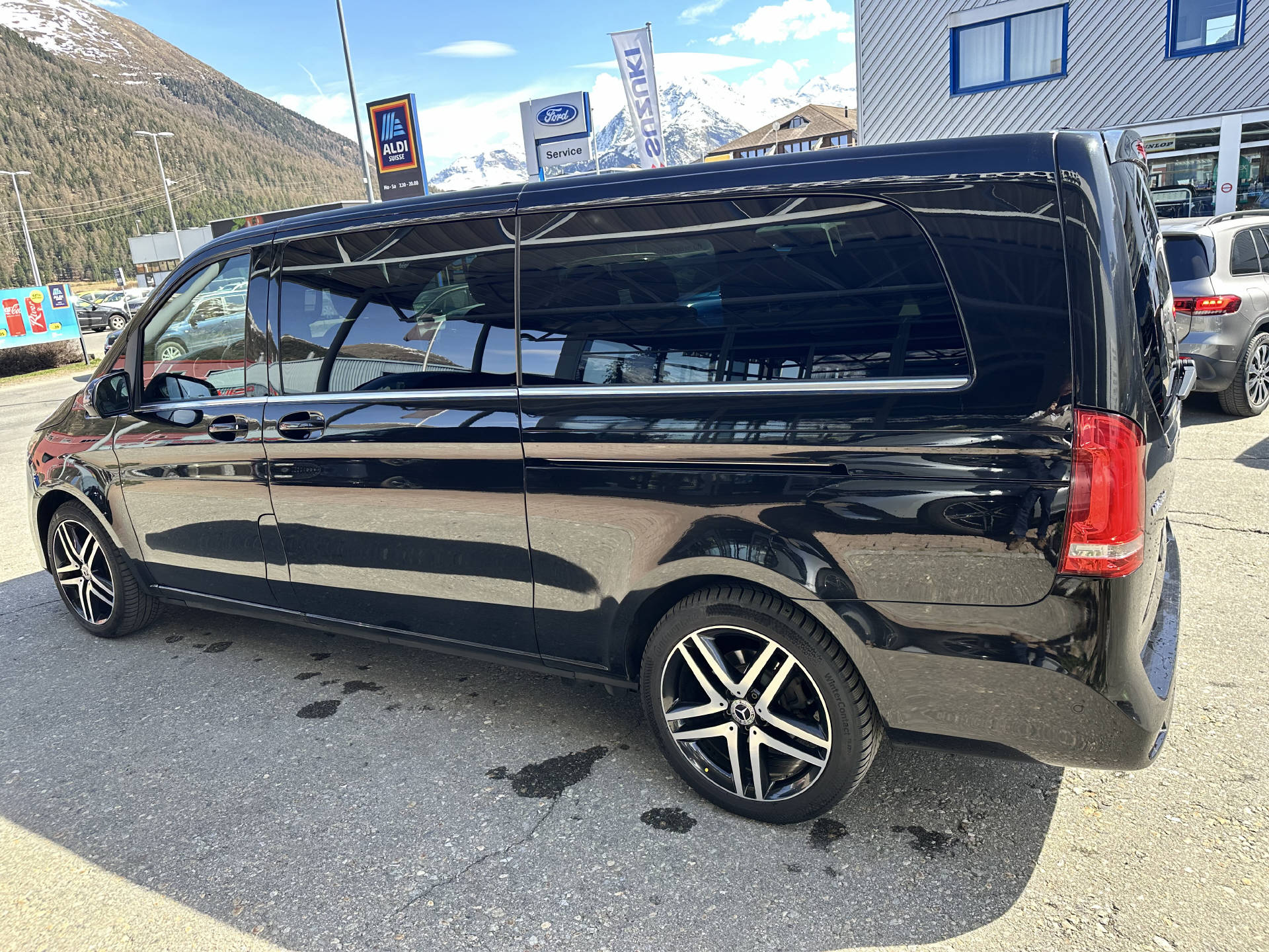 MERCEDES-BENZ V 250 d Avantgarde Extra Lang 4Matic-image-6
