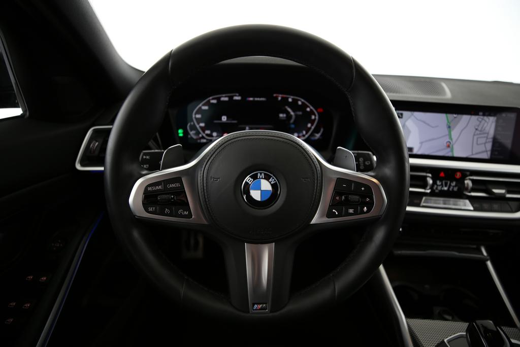 BMW M340i xDrive Touring-image-5