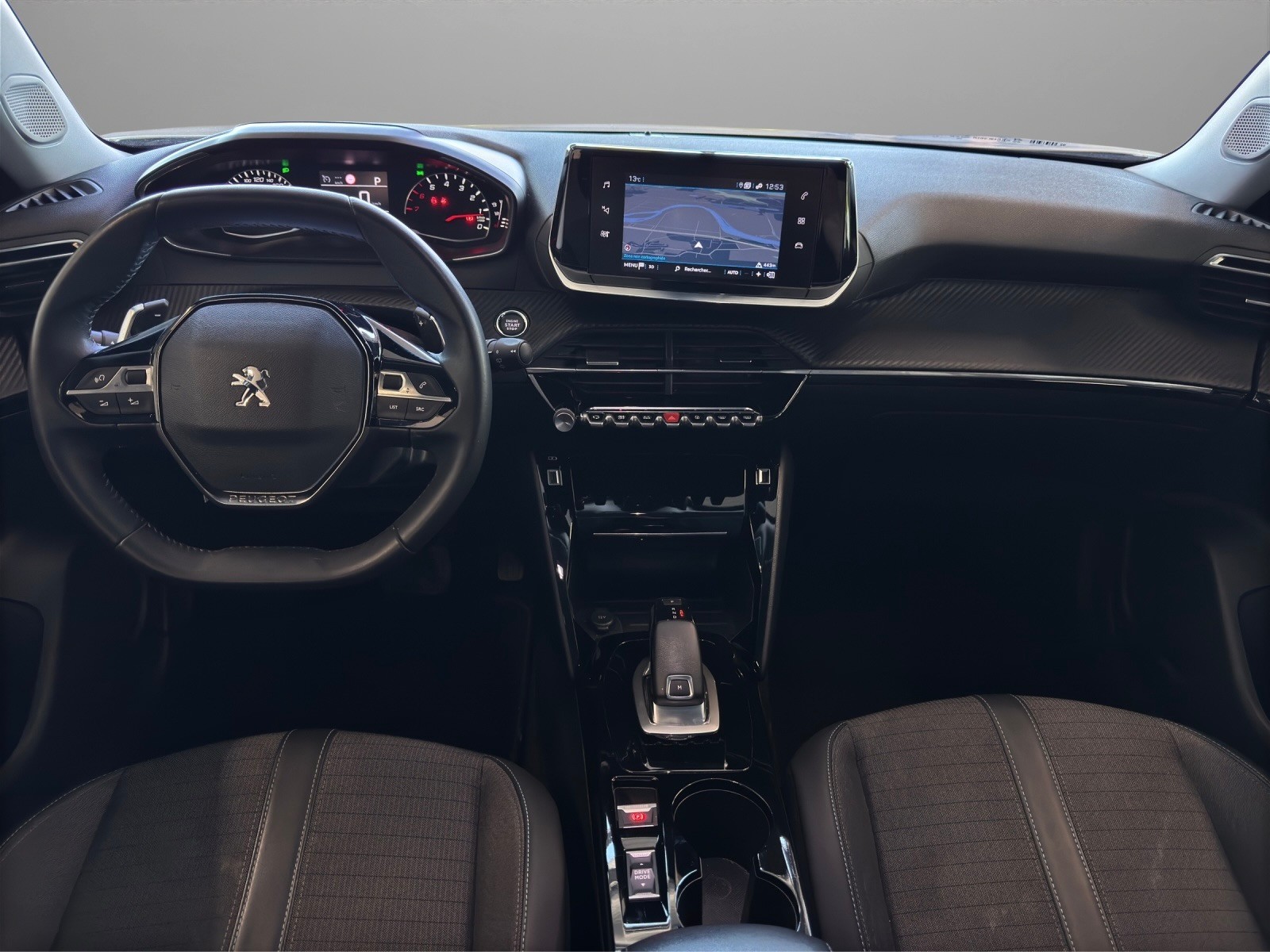 PEUGEOT 2008 1.2 PureTech Allure EAT8-image-8