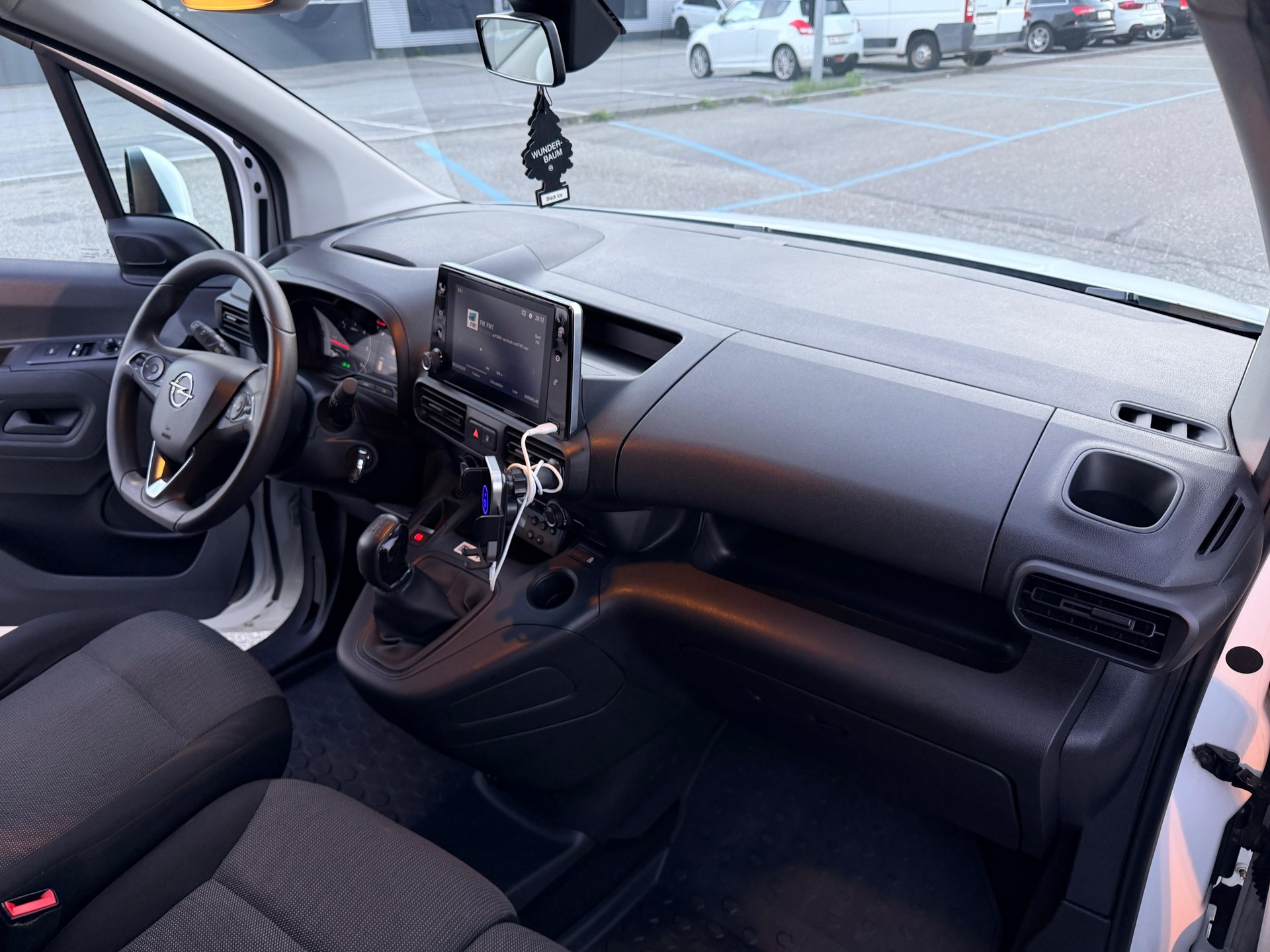 OPEL Combo 1.5 Essentia start/stop-image-6