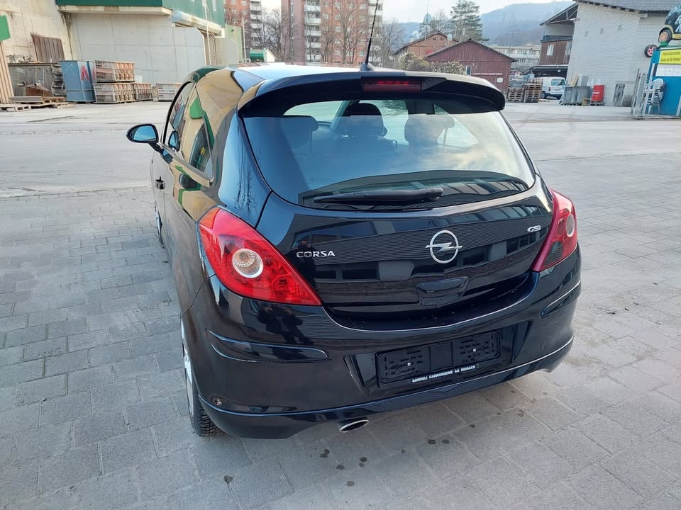 OPEL Corsa 1.6 Turbo GSi-image-9