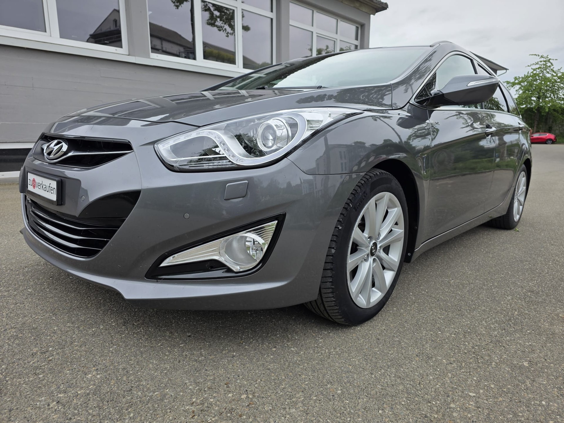 HYUNDAI i40 Wagon 2.0 GDi Premium Automatic-image-0