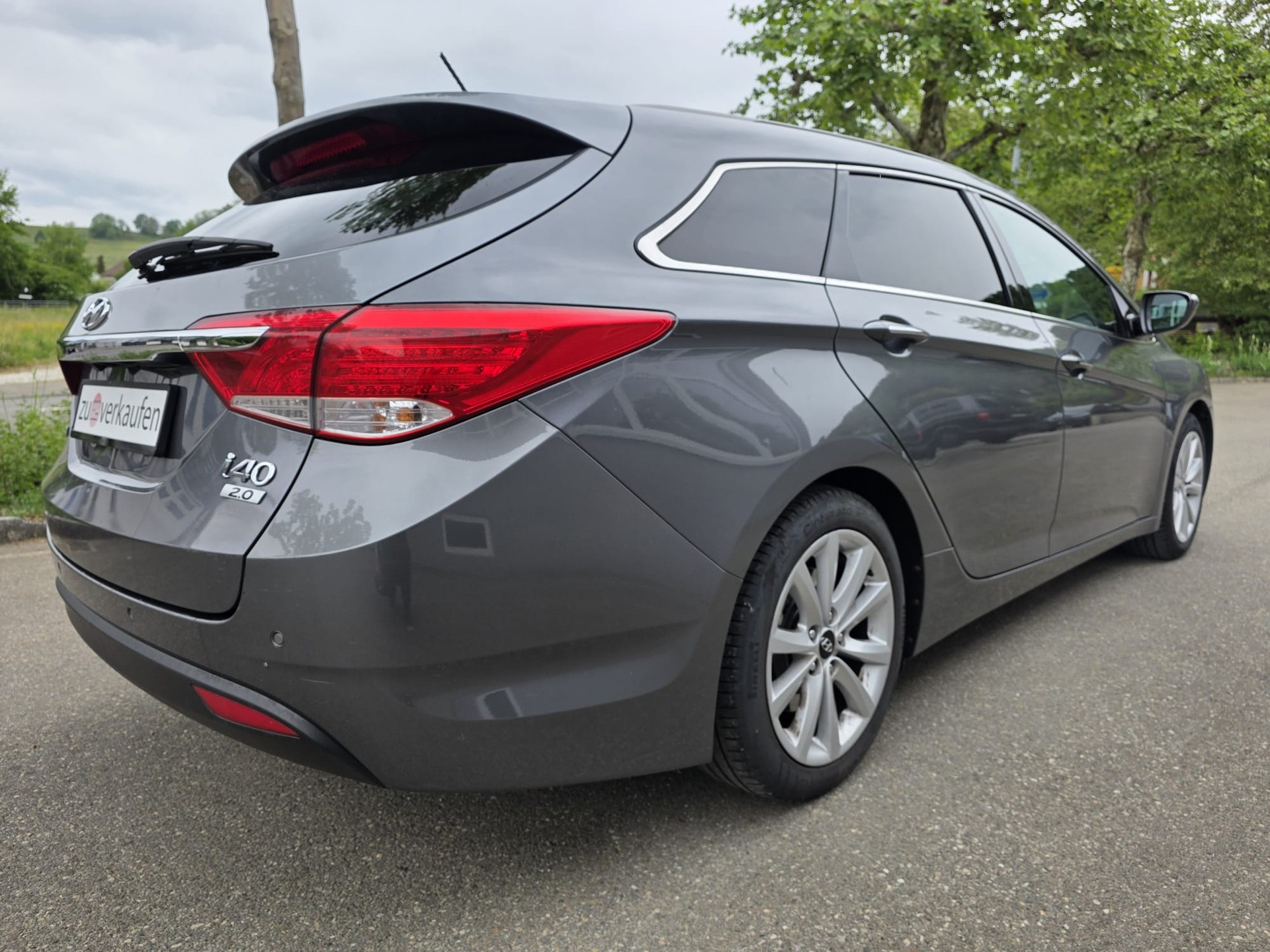 HYUNDAI i40 Wagon 2.0 GDi Premium Automatic-image-5