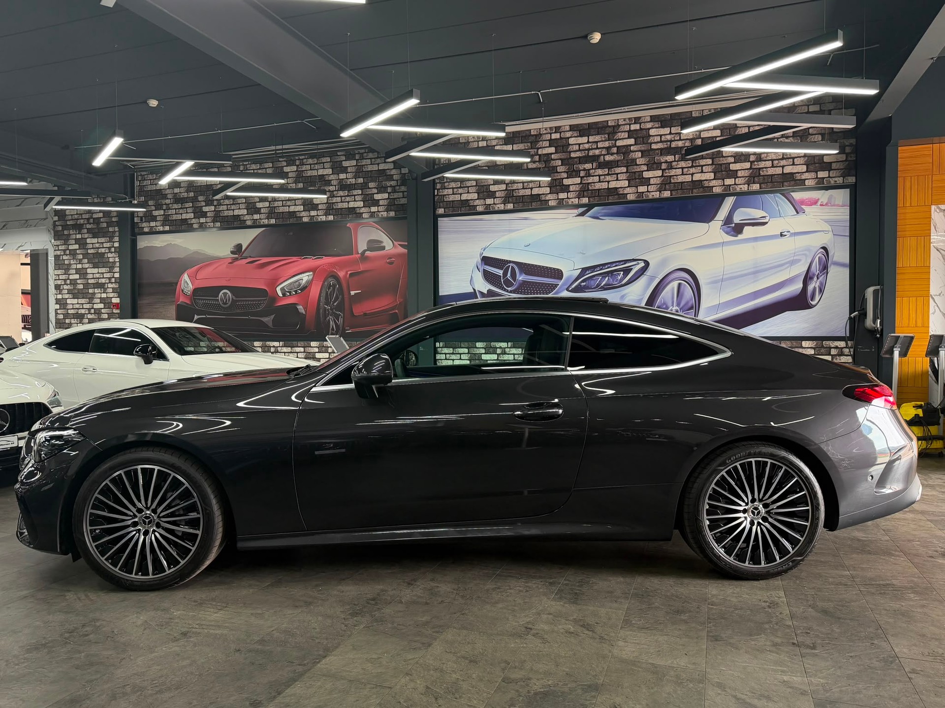 MERCEDES-BENZ CLE 180 Coupé 9G-Tronic-image-8