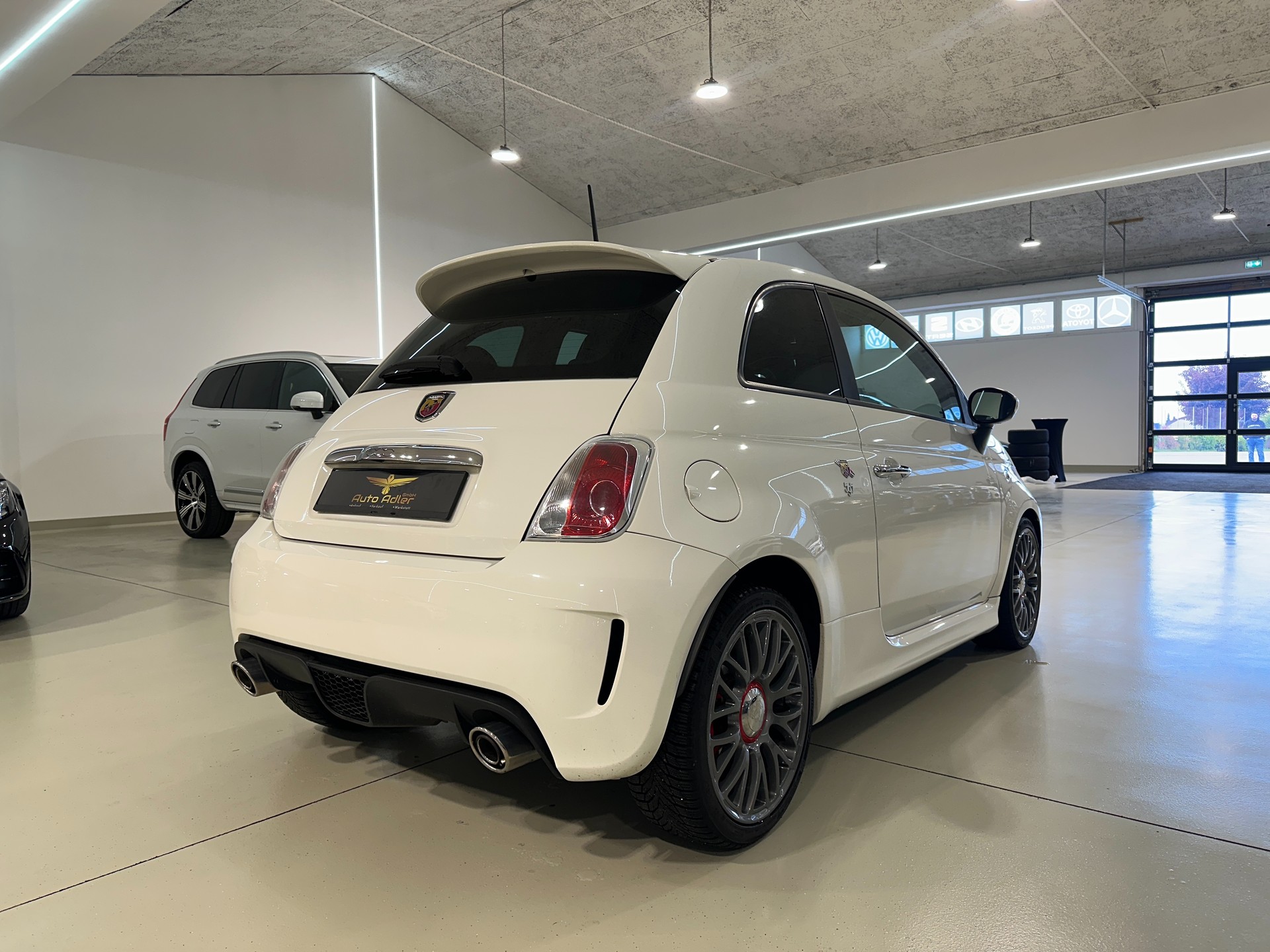 FIAT 500 1.4 16V Turbo Abarth-image-9