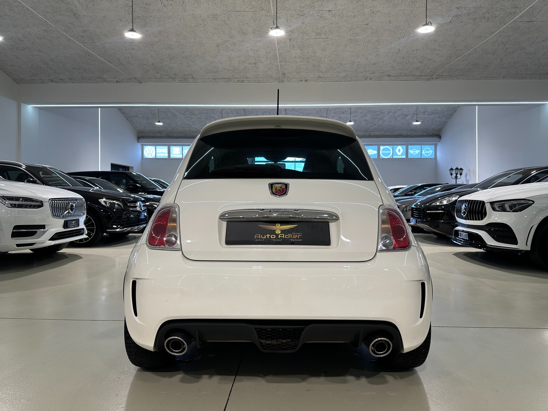 FIAT 500 1.4 16V Turbo Abarth-image-7