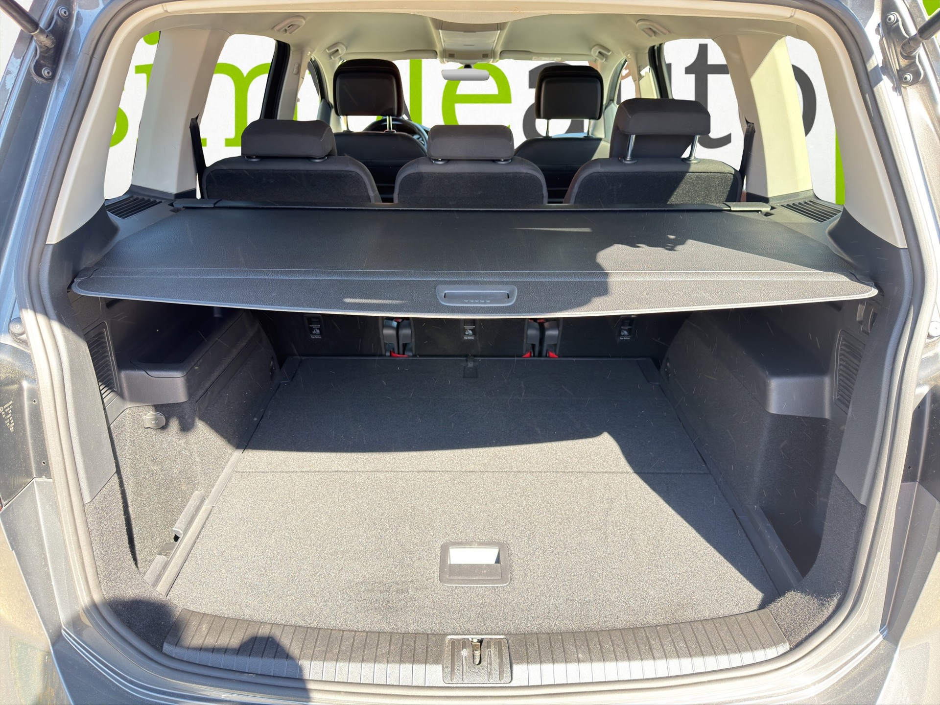 VW Touran 2.0 TDI BlueMotion Technology Highline DSG-image-7