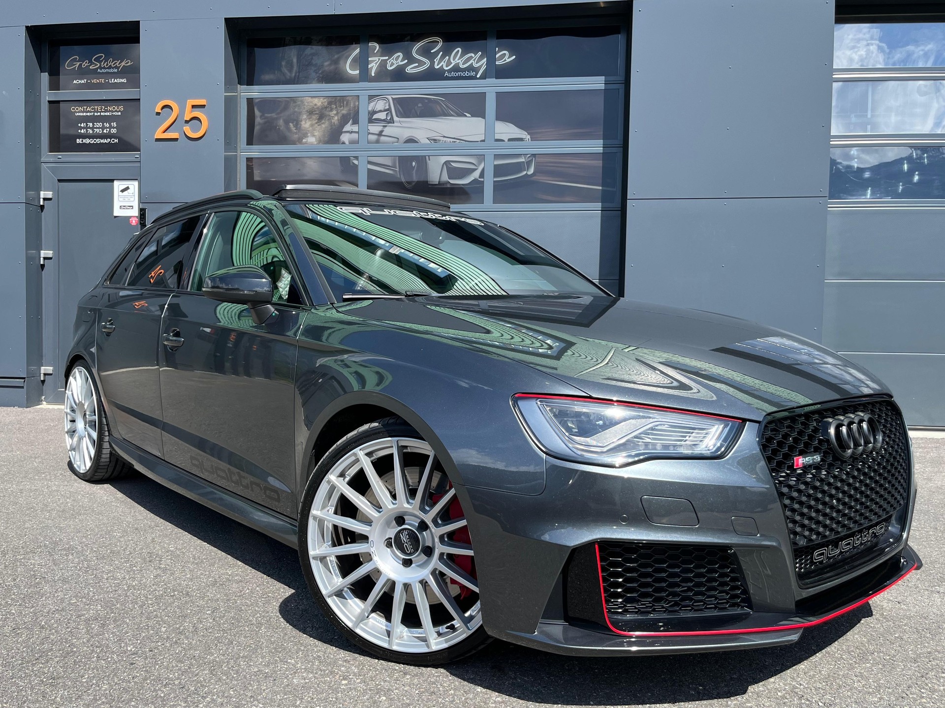 AUDI RS3 2.5 TSI quattro S-tronic-image-8