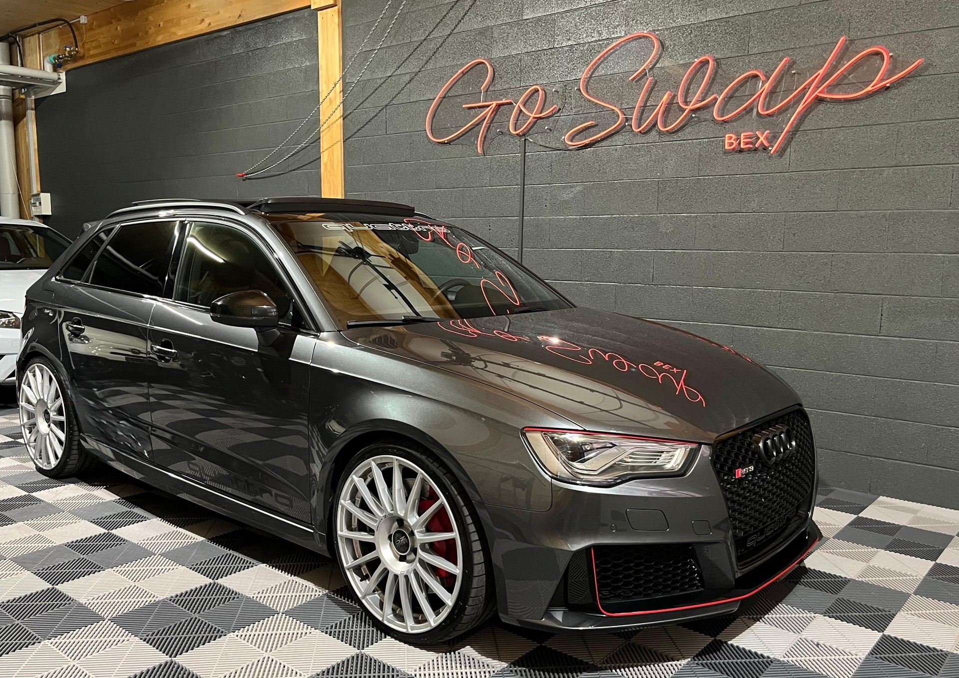AUDI RS3 2.5 TSI quattro S-tronic