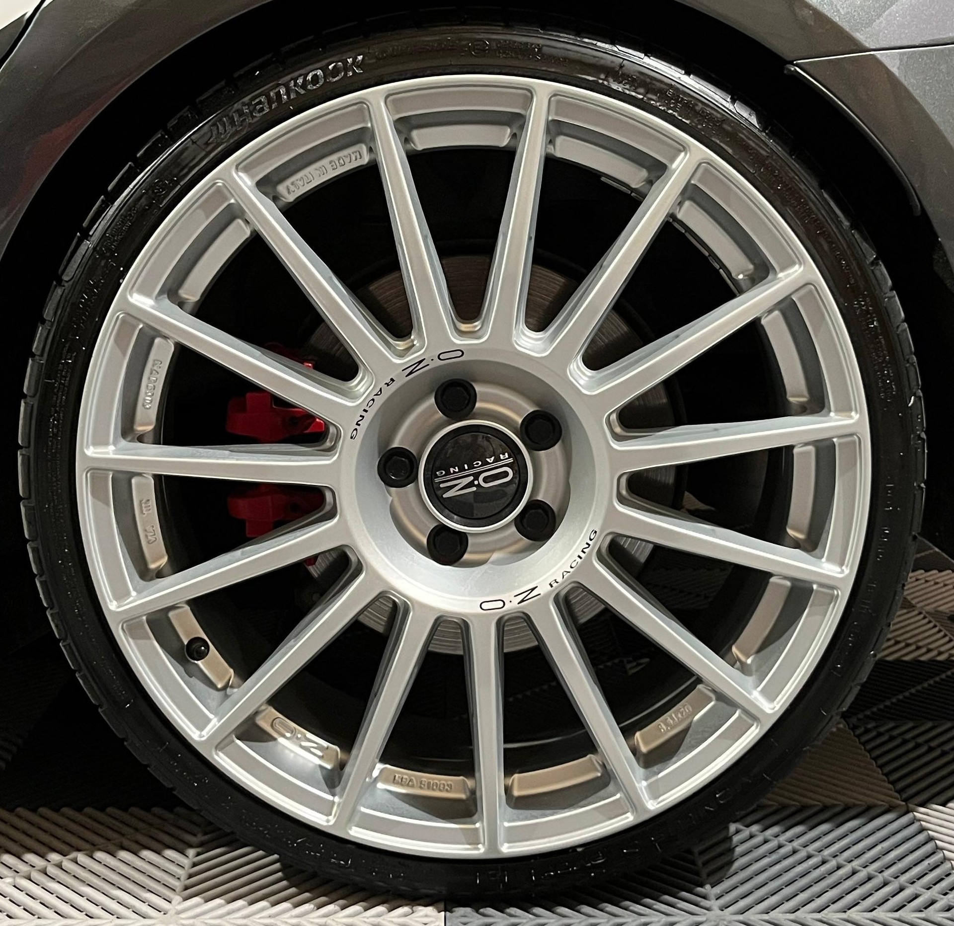 AUDI RS3 2.5 TSI quattro S-tronic-image-23