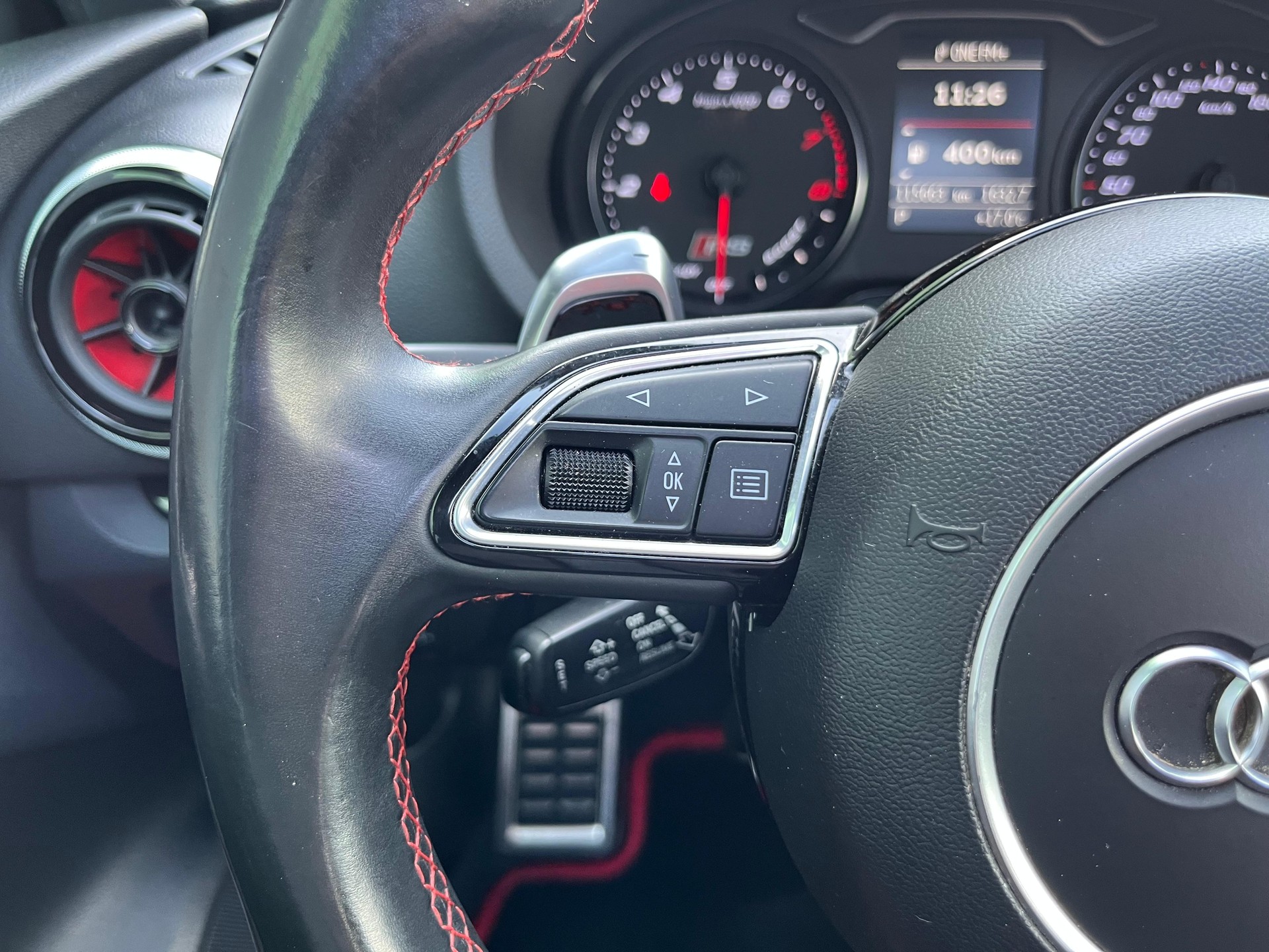 AUDI RS3 2.5 TSI quattro S-tronic-image-16