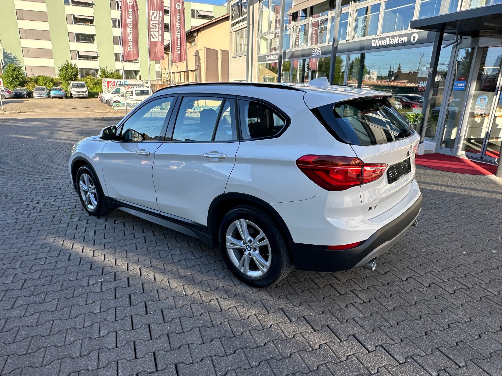 BMW X1 xDrive 18d Steptronic-image-2