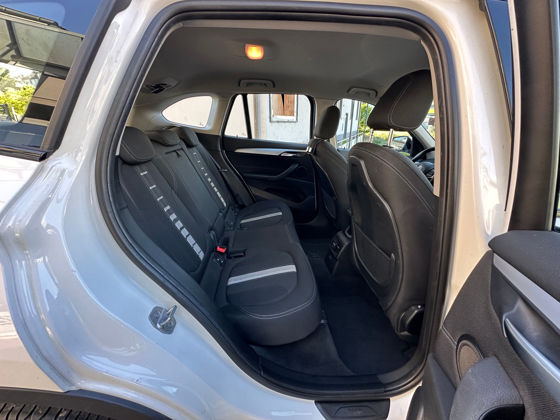 BMW X1 xDrive 18d Steptronic-image-7