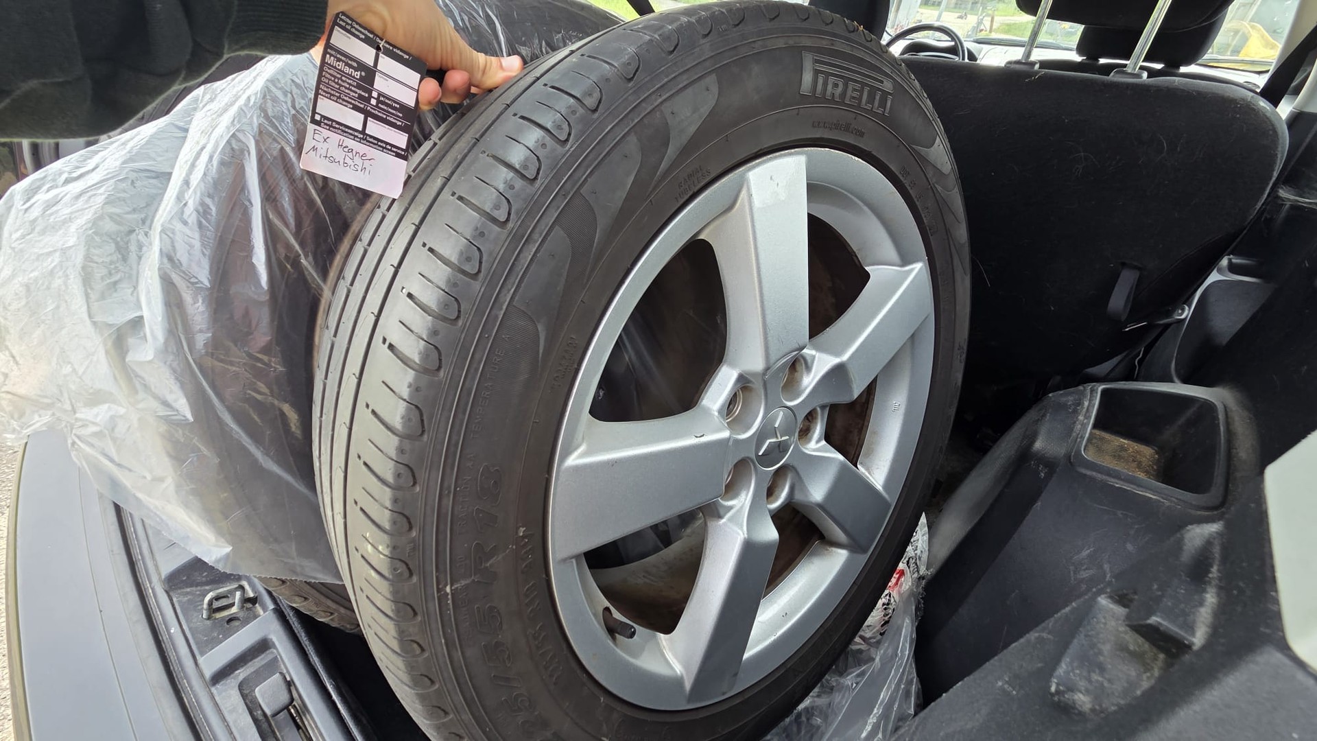 MITSUBISHI Outlander 2.4 Invite 4WD-image-10