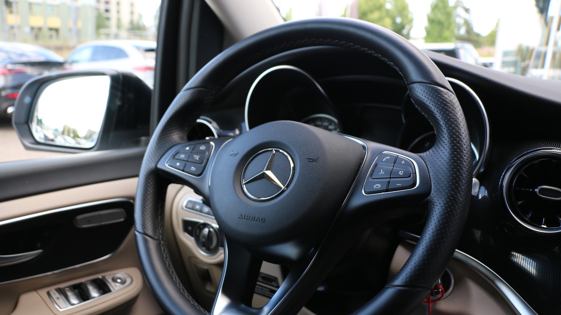 MERCEDES-BENZ Marco Polo 300 d 4Matic-image-19