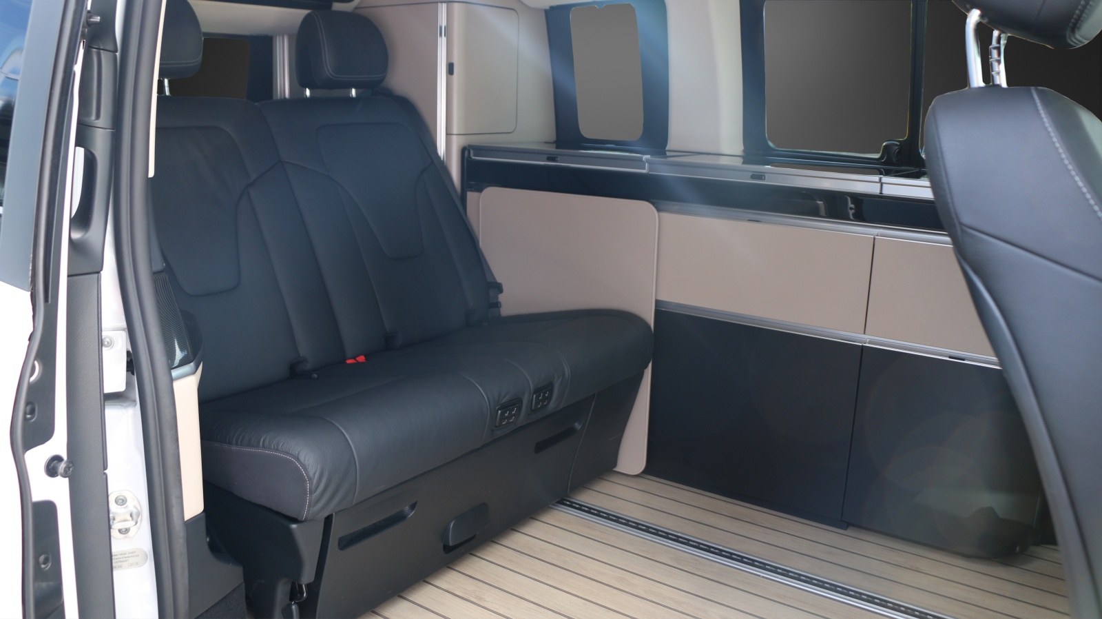 MERCEDES-BENZ Marco Polo 300 d 4Matic-image-12