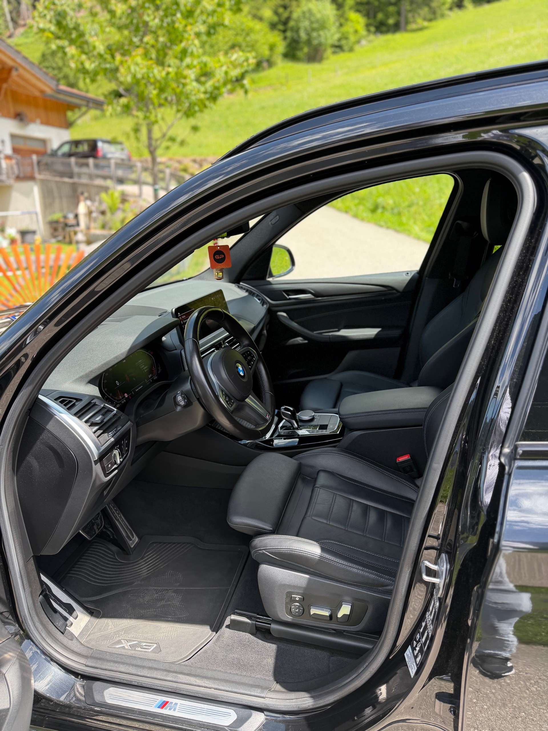BMW X3-image-5