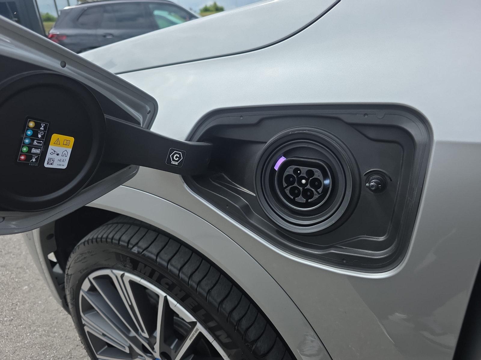 BMW X1 30e M Sport xDrive U11 (CH) AHK 1.8T-image-26