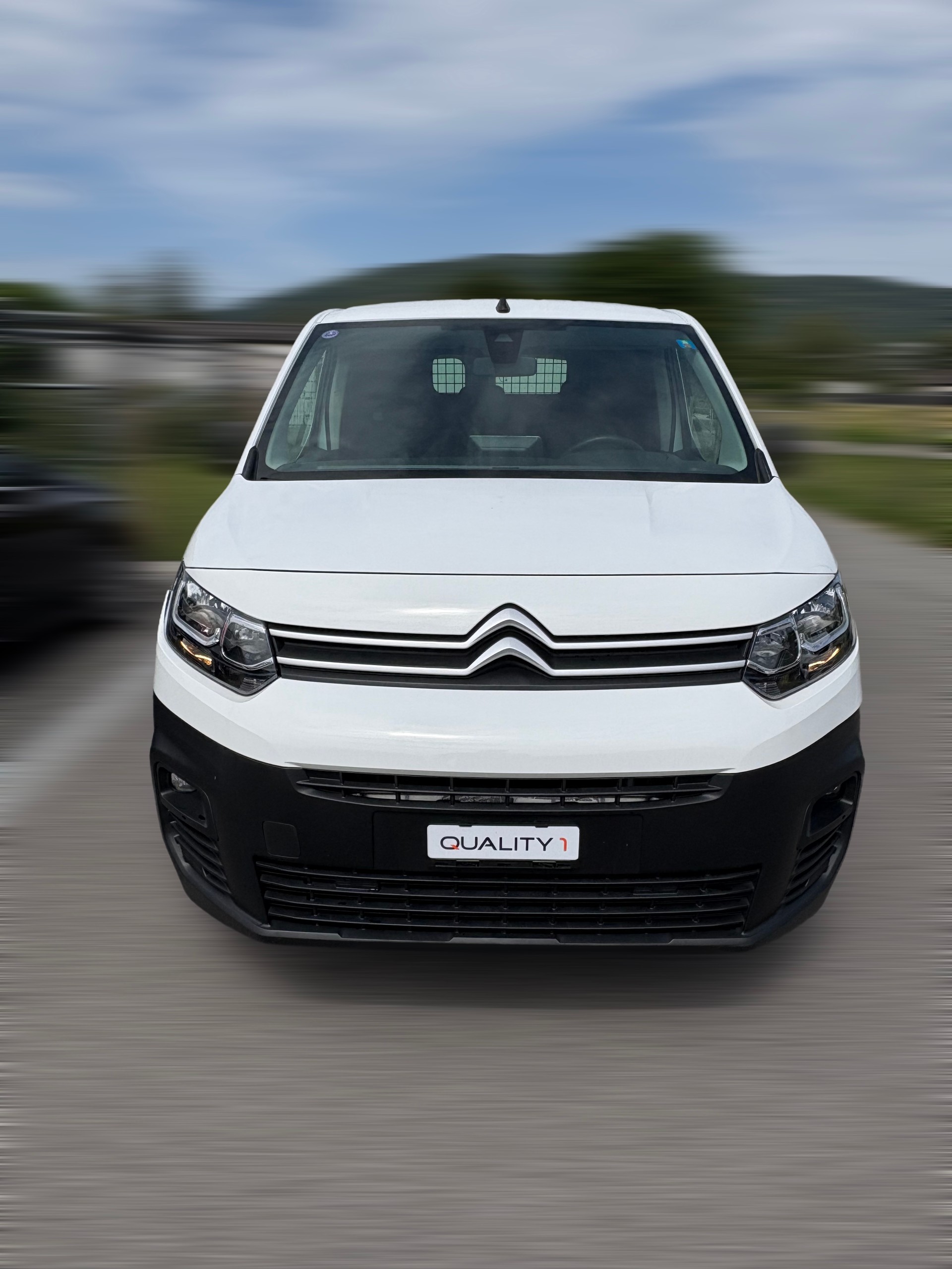 CITROEN Berlingo Van 1.2 Pure Tech 130 s/s Club EAT8 1000kg-image-1