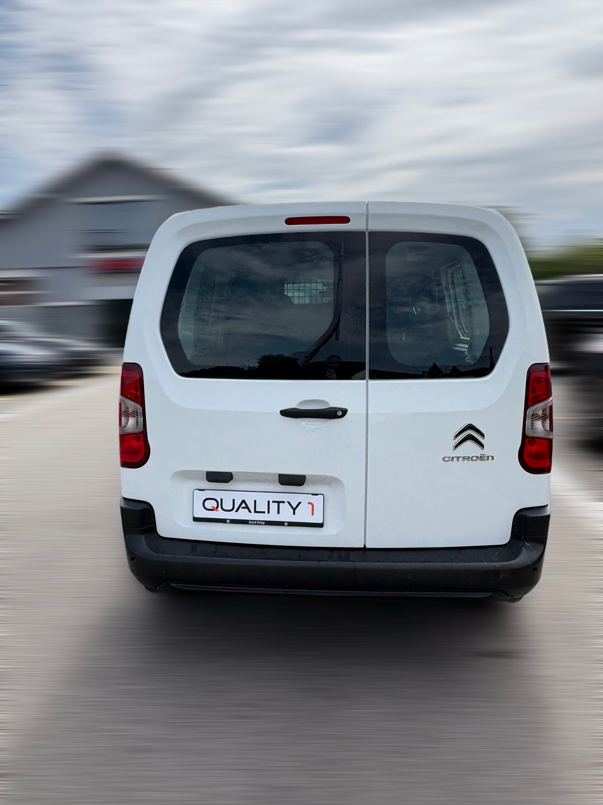 CITROEN Berlingo Van 1.2 Pure Tech 130 s/s Club EAT8 1000kg-image-2