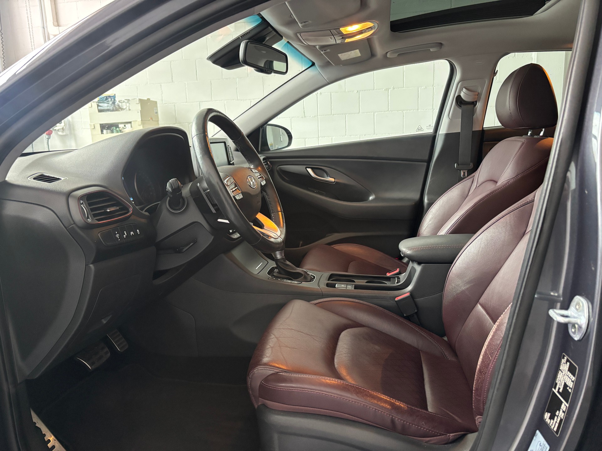 HYUNDAI i30 Fastback 1.4 T-GDi Vertex DCT-image-8