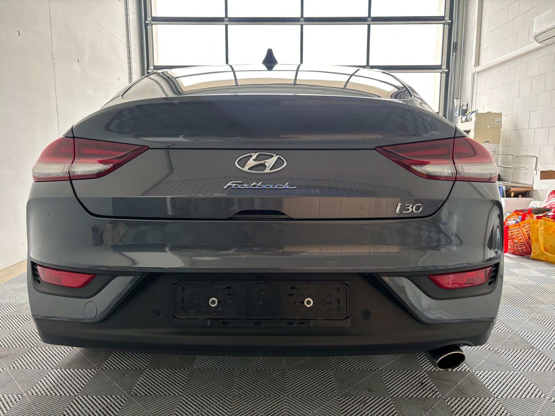 HYUNDAI i30 Fastback 1.4 T-GDi Vertex DCT-image-4