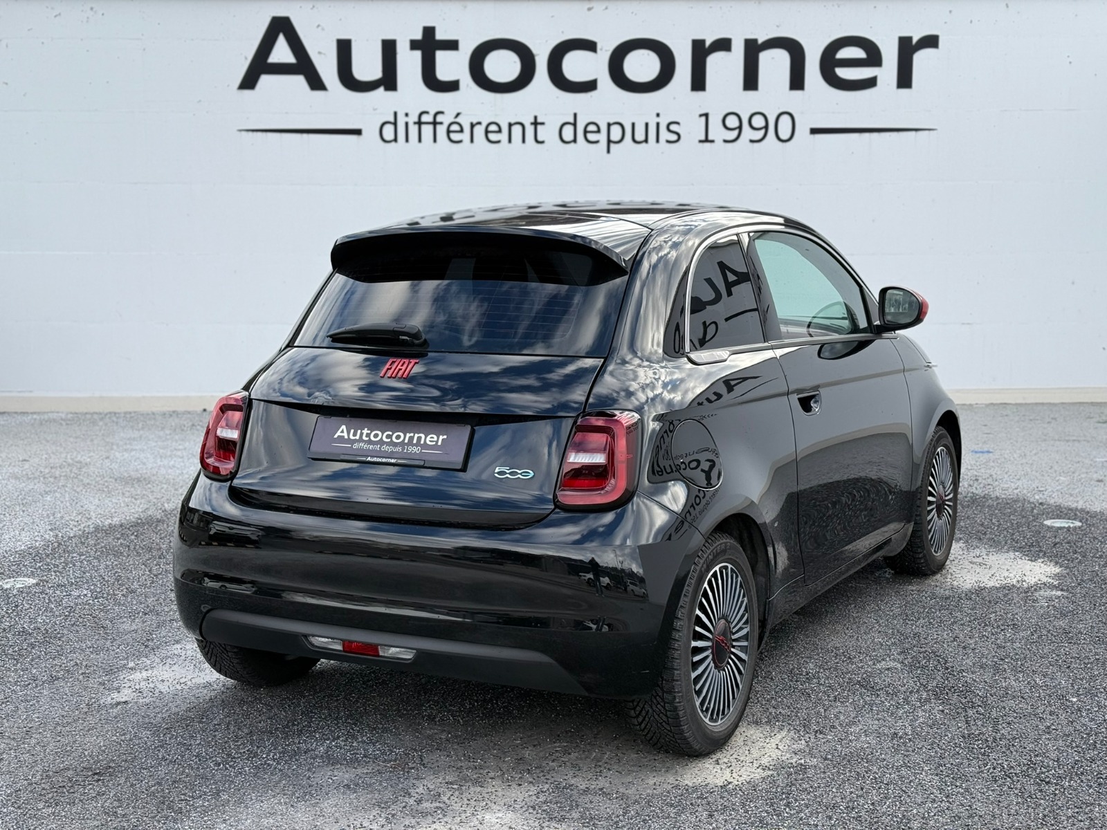 FIAT 500 electric 87 kW Swiss Edition-image-5
