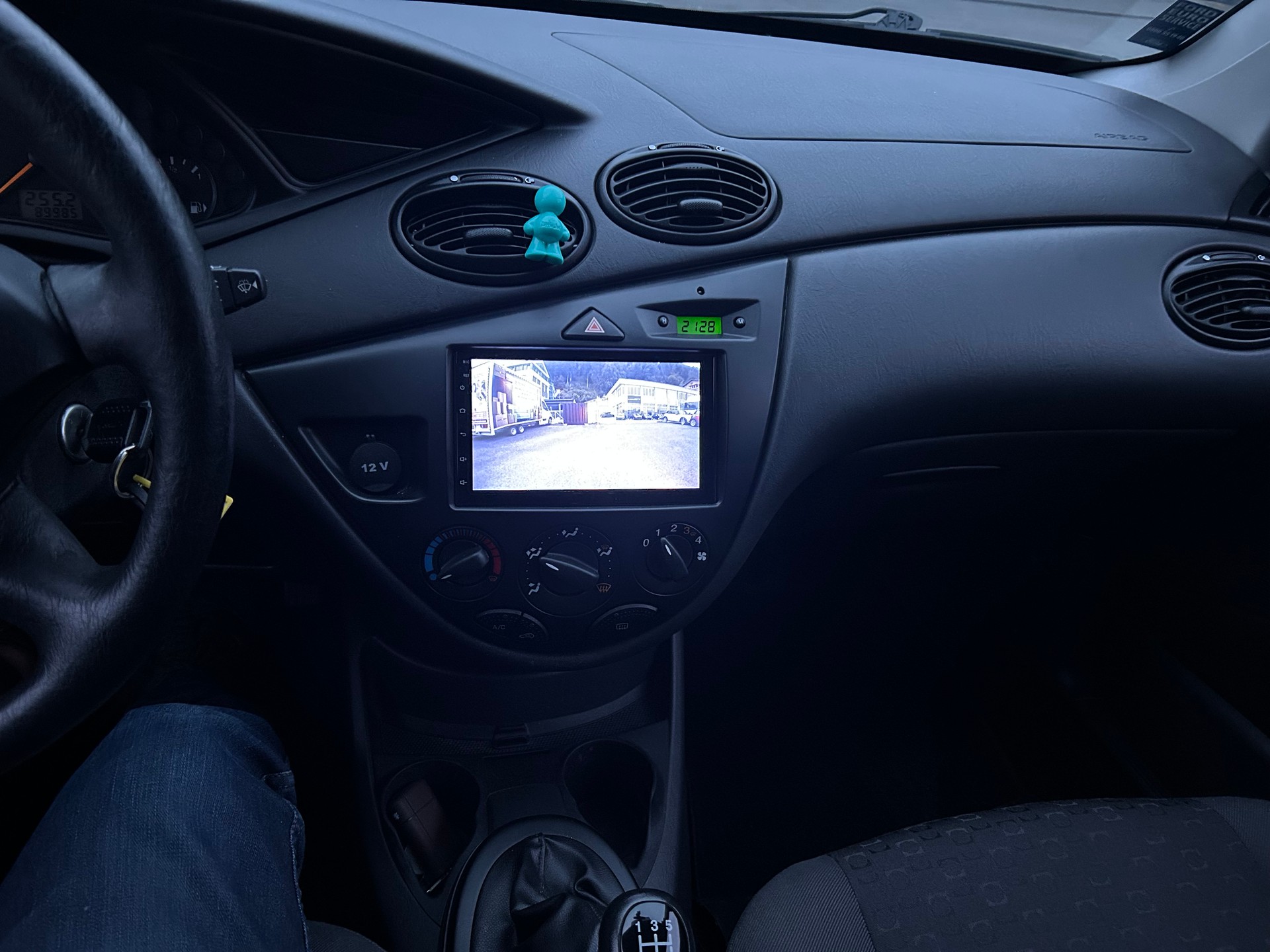 FORD Focus 1.6i 16V Carving-image-7