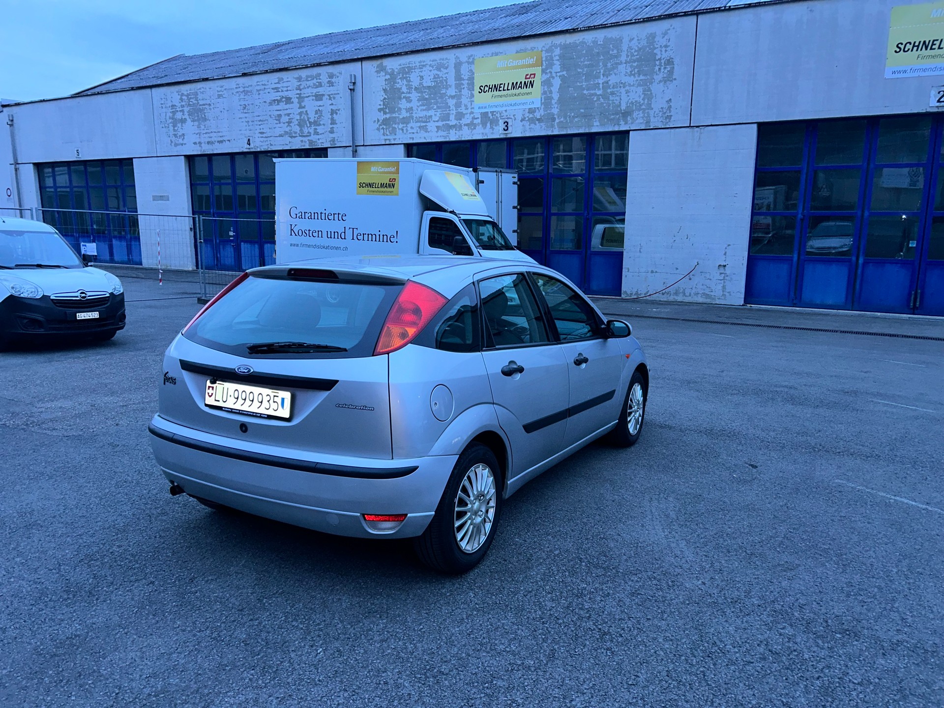 FORD Focus 1.6i 16V Carving-image-2