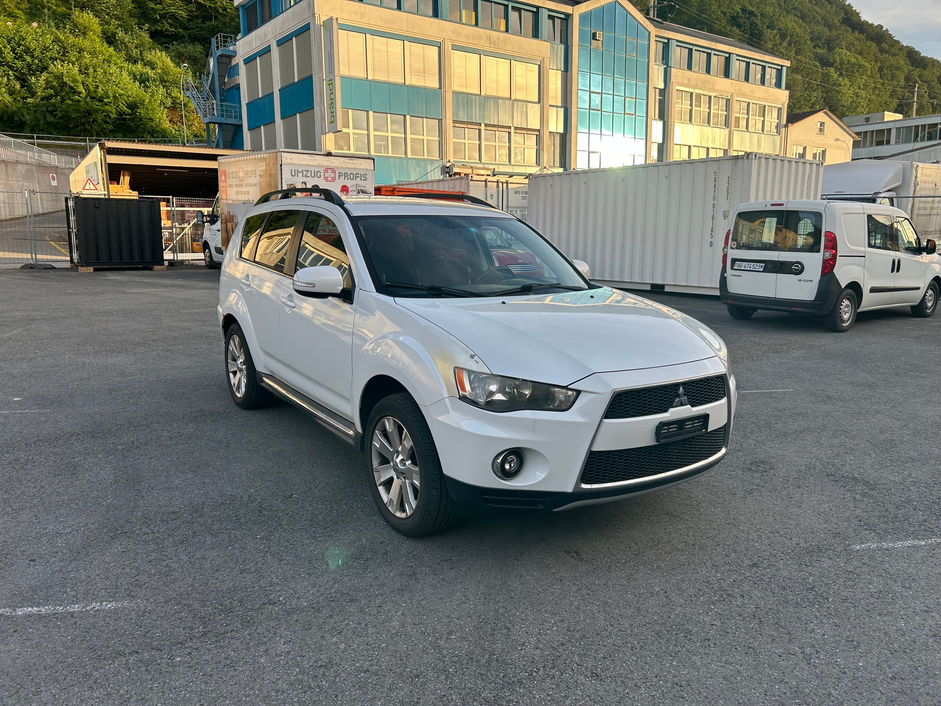 MITSUBISHI Outlander 2.2 DID Invite 4WD TC-SST-image-1