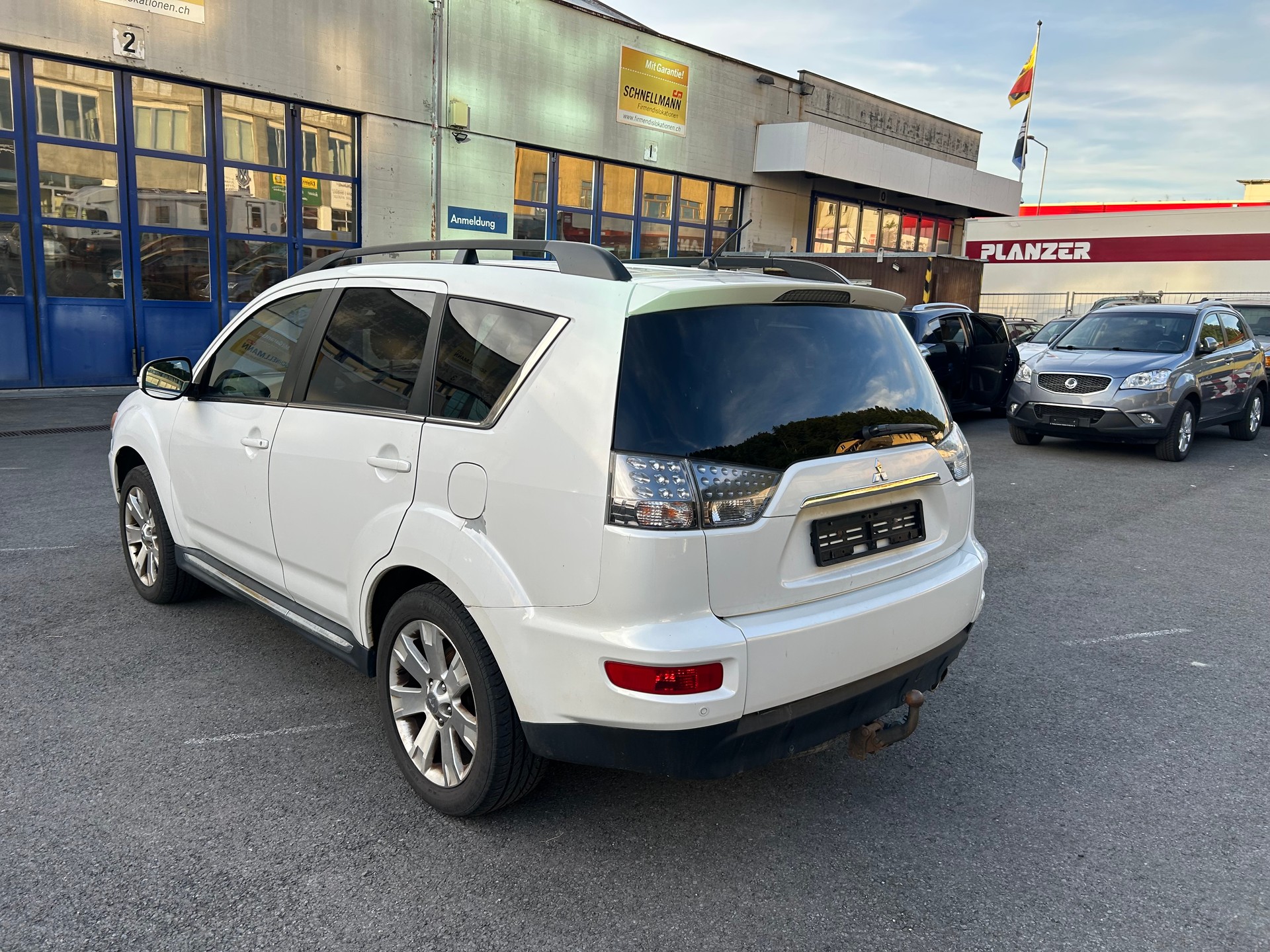 MITSUBISHI Outlander 2.2 DID Invite 4WD TC-SST-image-5