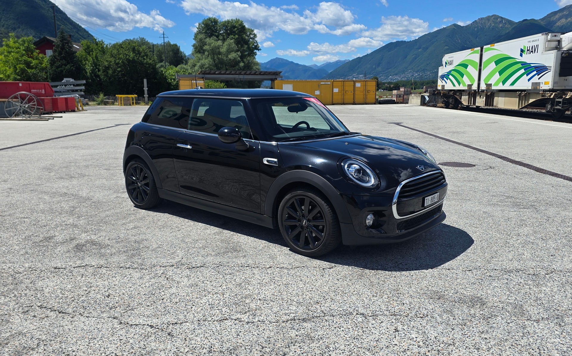 MINI 1.5i Cooper-image-1