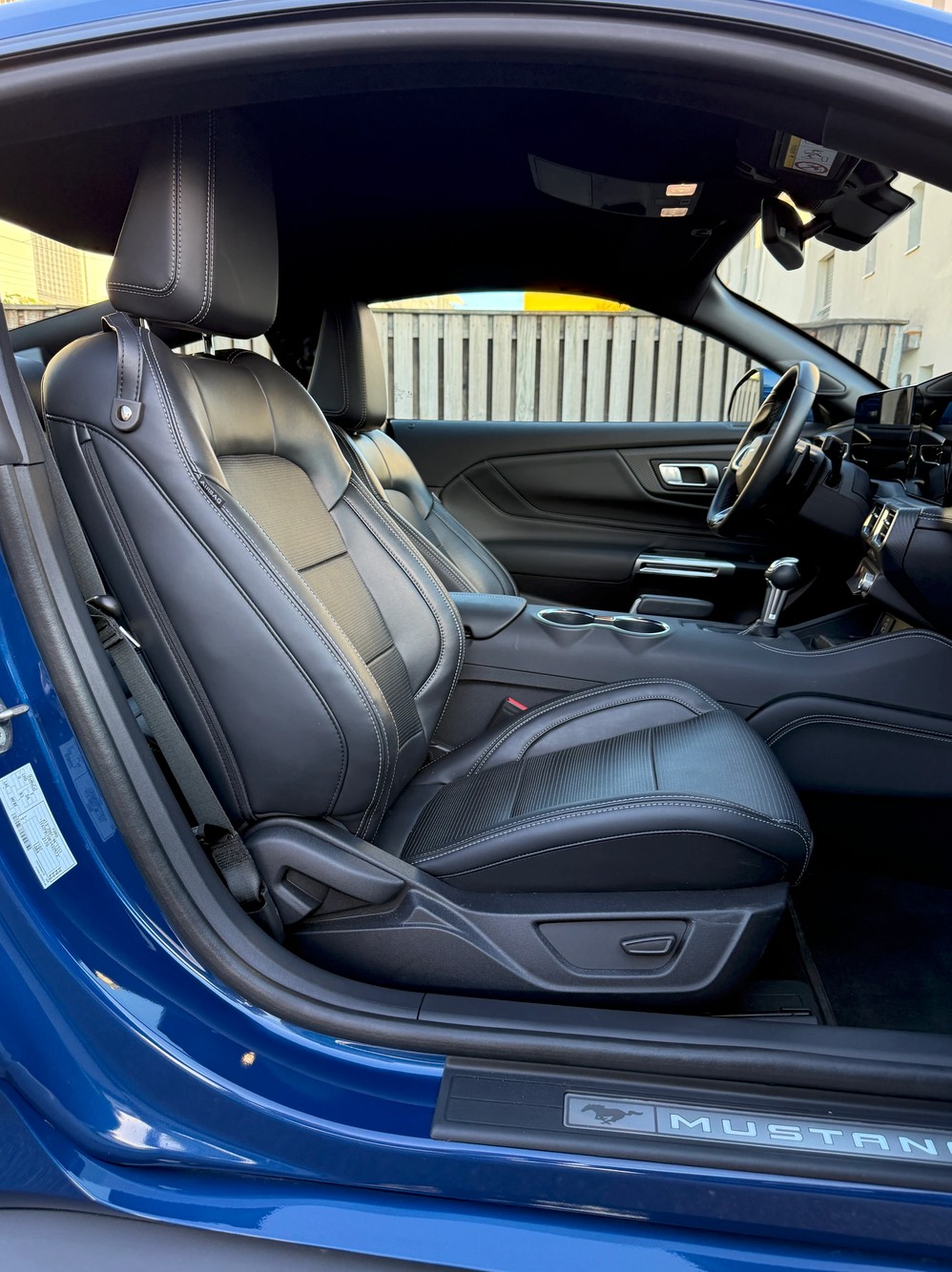 FORD MUSTANG FASTBACK 5.0 V8 GT AUTOMAT-image-10