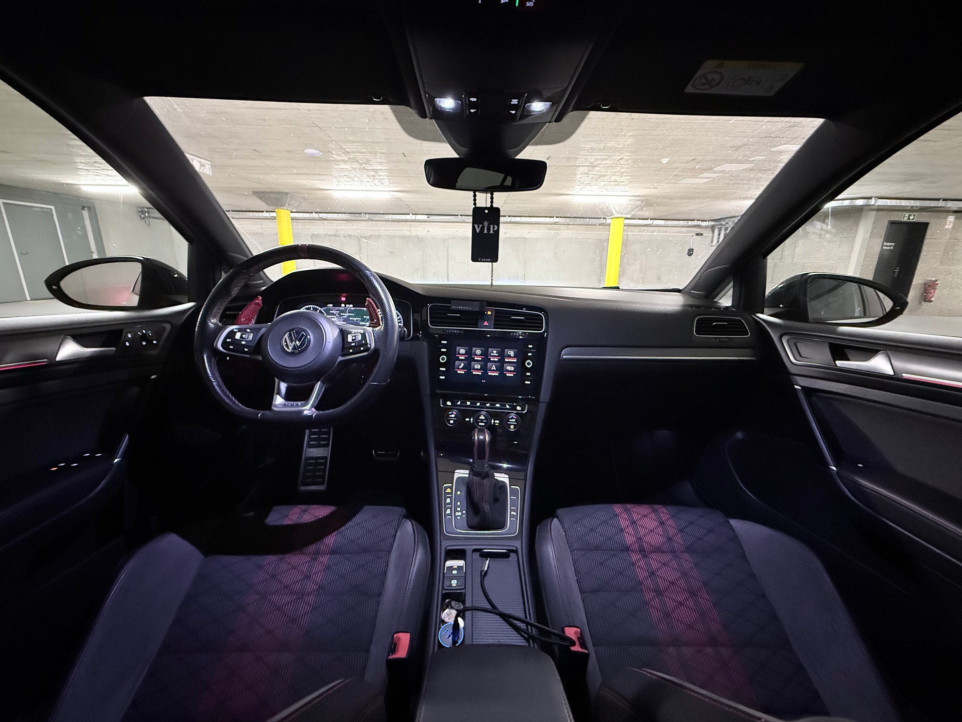 VW GOLF 2.0 TSI GTI TCR DSG-image-3