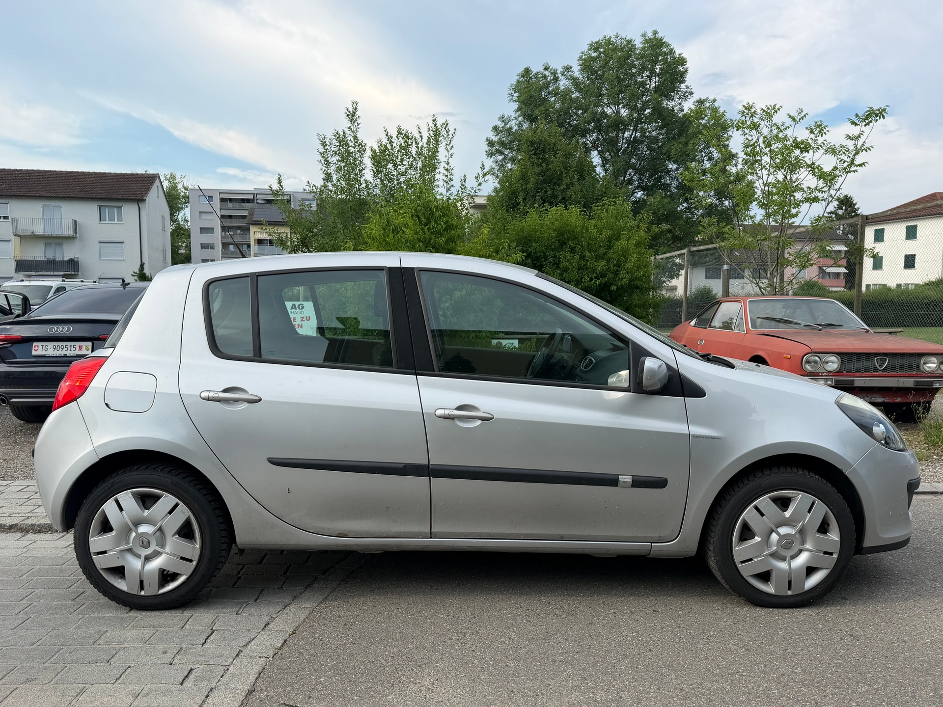 RENAULT Clio 1.6 16V Dynamique-image-1