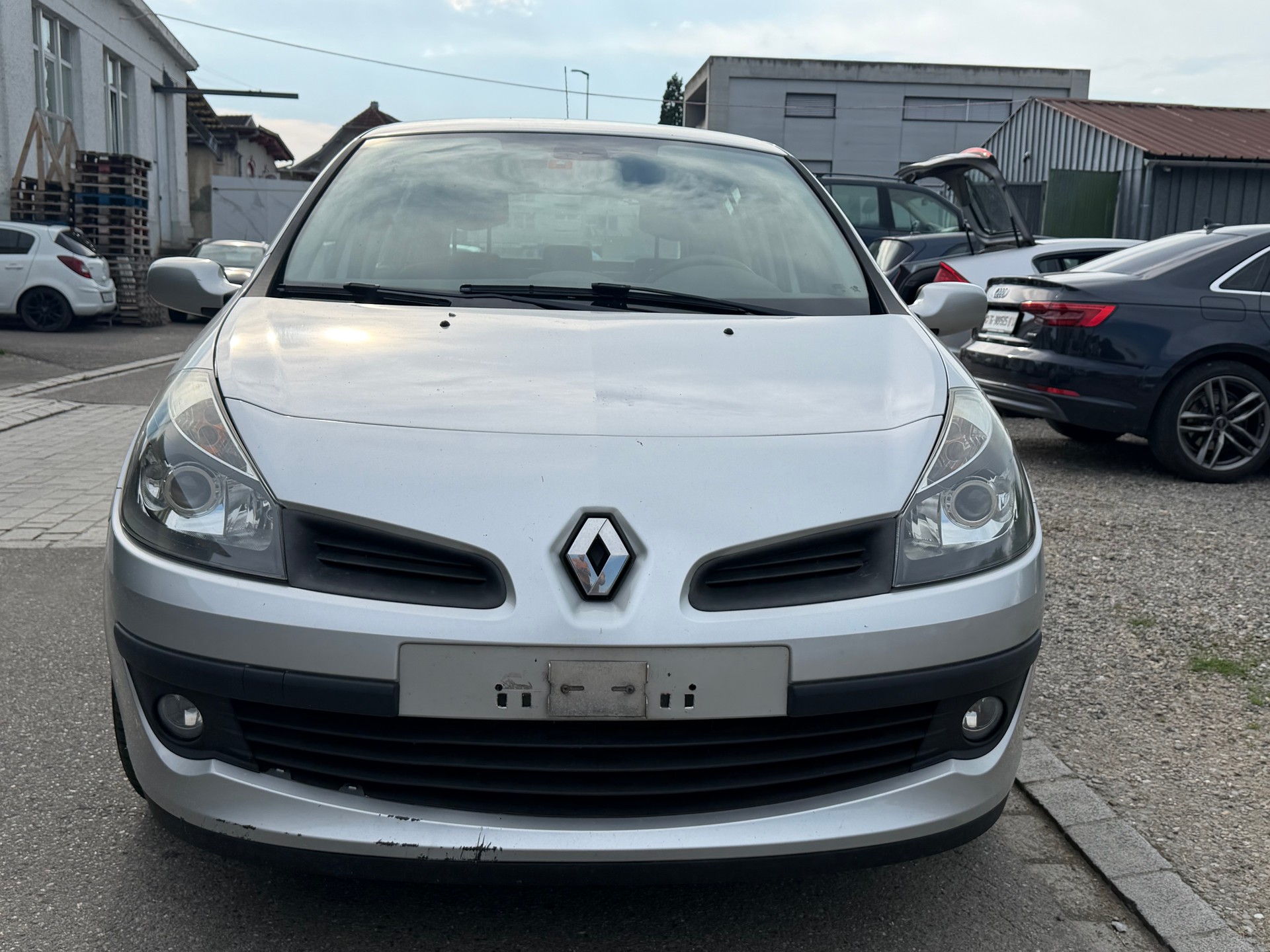 RENAULT Clio 1.6 16V Dynamique-image-7