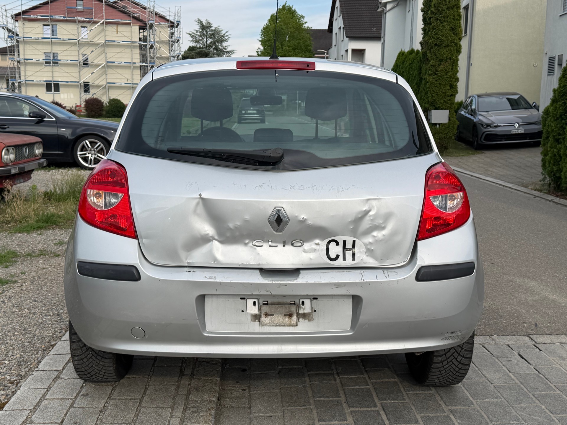 RENAULT Clio 1.6 16V Dynamique-image-3
